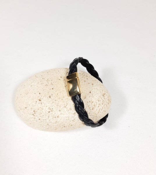 Armband aus geflochtenem Rindsleder schwarz Magnetverschluss goldfarben