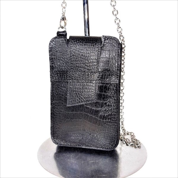 Pochette pour smartphone cuir de vachette imprim&eacute; coloris noir..