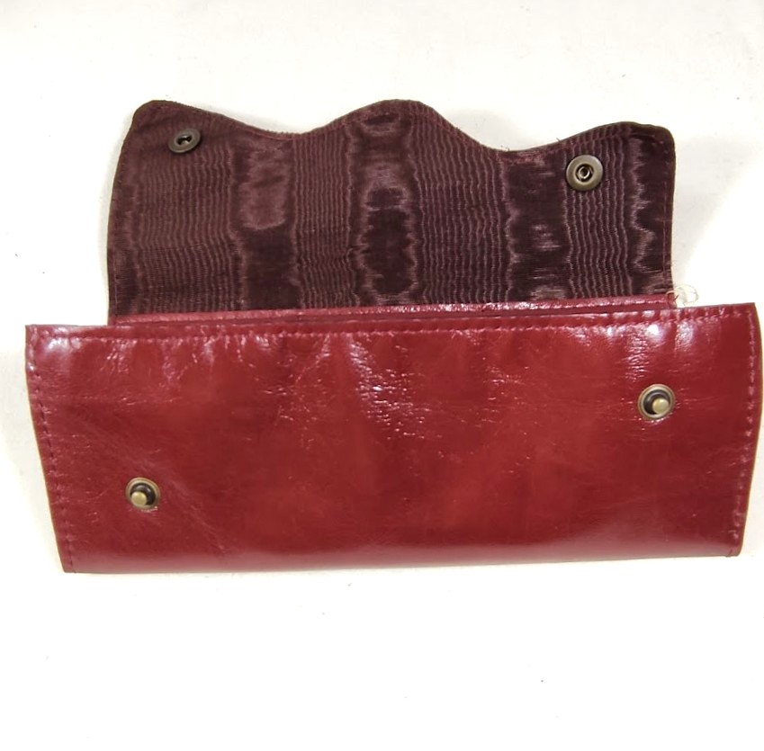 Porte feuilles et porte cartes coloris bordeaux