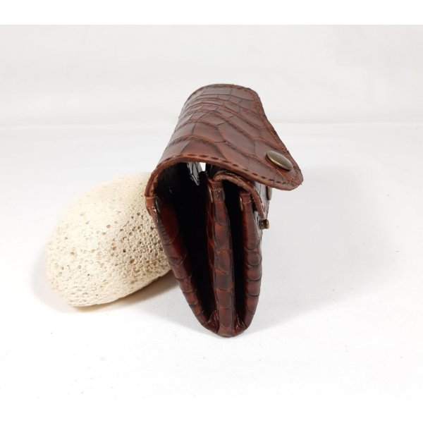 Retro-Geldb&ouml;rse aus bedrucktem Rindsleder.