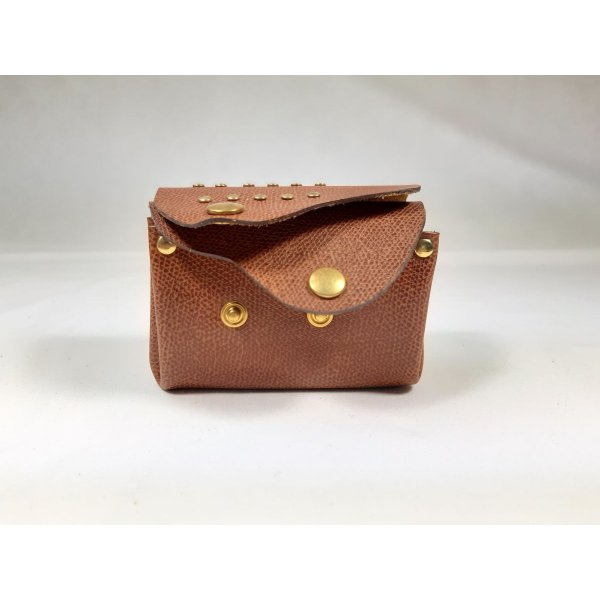 Retro-Geldb&ouml;rse aus genarbtem Rindsleder in Haselnussbraun