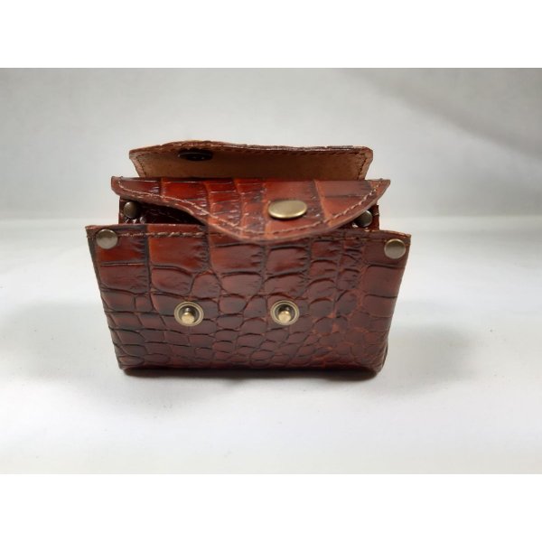 Retro-Geldb&ouml;rse aus bedrucktem Rindsleder.